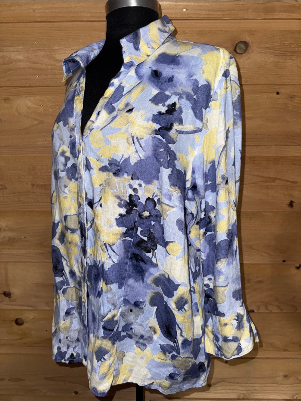Floral Watercolor Button-Up Shirt in blue & Yellow Linen - Picture 7 of 13